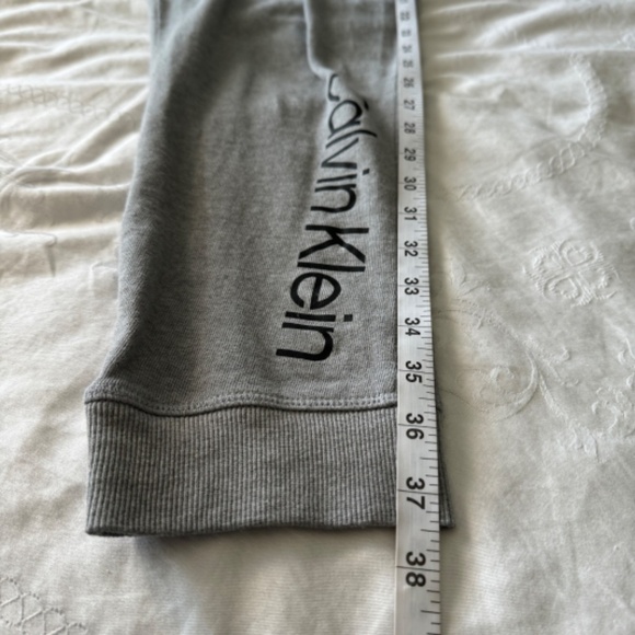 Calvin Klein Women's Gray Logo Sweatpant Joggers Size Medium Athletic Running - Picture 14 of 15